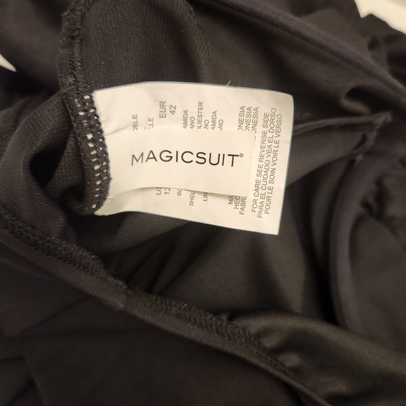Magicsuit Bindy One-Piece Swimsuit NWOT 🩱 - Picture 8 of 11
